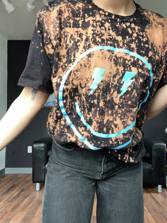 Bleached SMILEY Tee