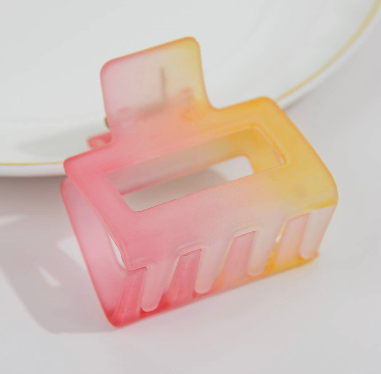 Tie-Dye Clip