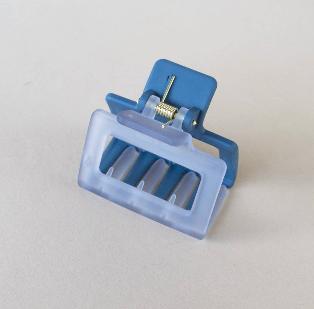 BEST OF BOTH Two Toned Hair Clip